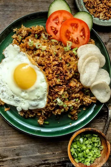 Top 10 Nasi Goreng Paling Enak di Pasar Kemis, Favorit Warga Lokal!